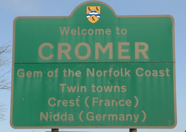 Cromer Welcome Sign
